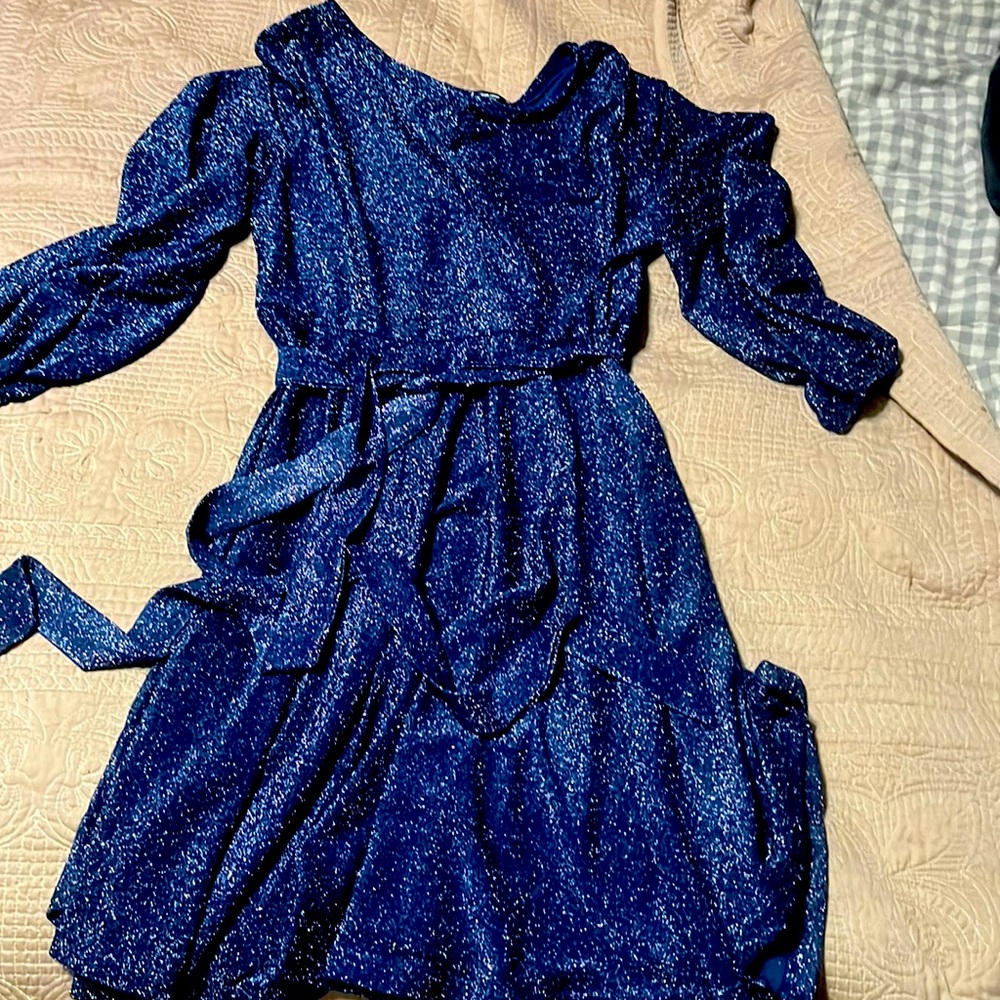 Dress - Picture 1 of 3